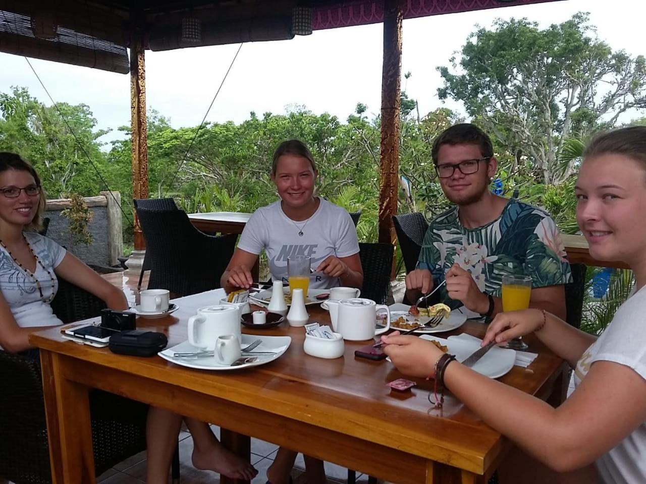 Tatak Bunut Villa Ceningan Lembongan Buitenkant foto